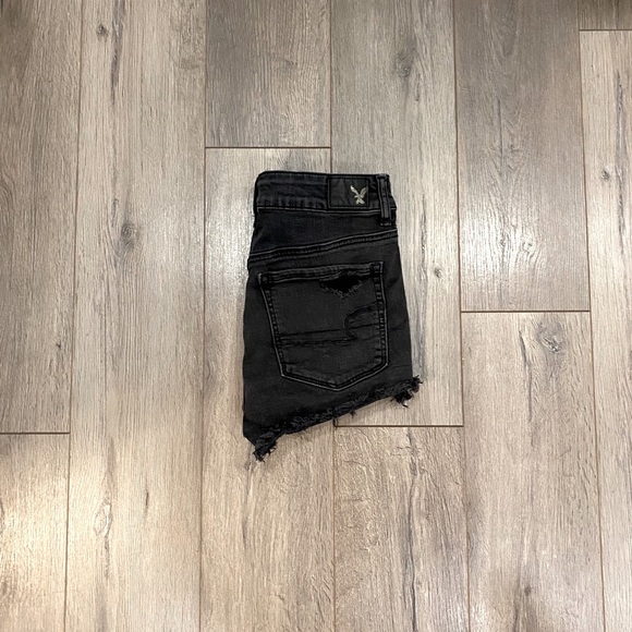 COPY - American Eagle festival Jean Shorts - Picture 2 of 3